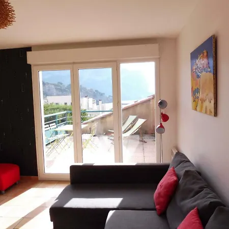 Apartment Sea View